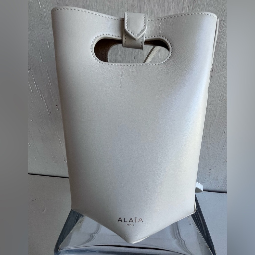 Alaïa Folded Small Leather Tote Bag- Blanc Optique - Picture 6 of 15